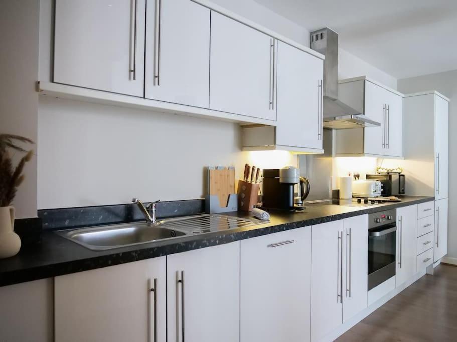 Ferienwohnung Stylish Urban Sanctuary With Parking London Exterior foto