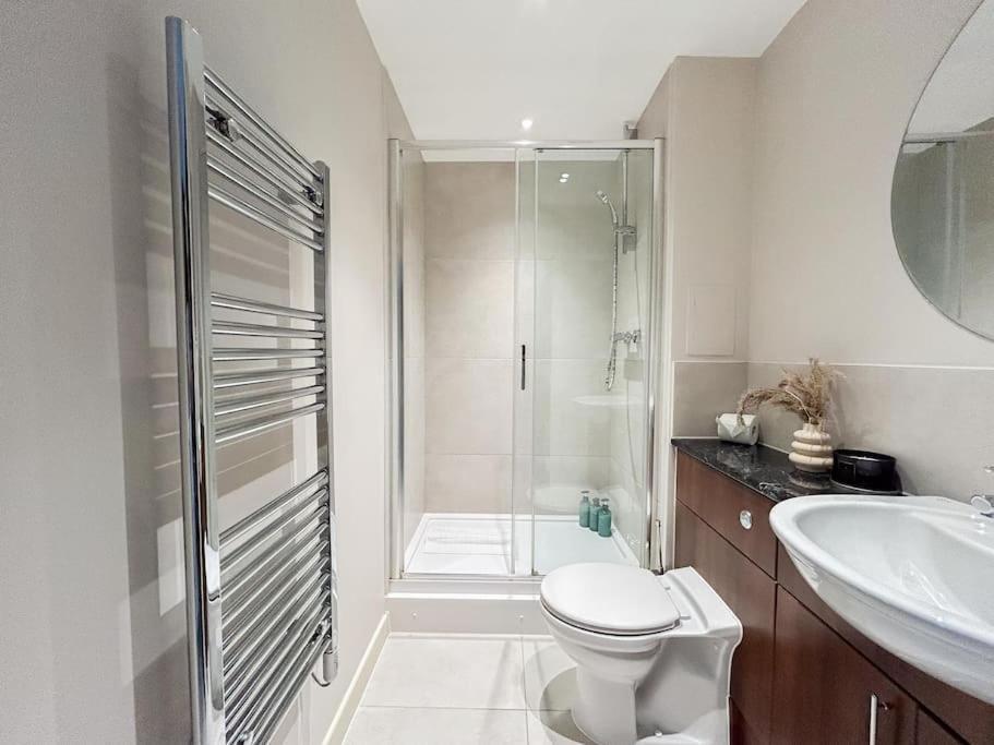 Ferienwohnung Stylish Urban Sanctuary With Parking London Exterior foto