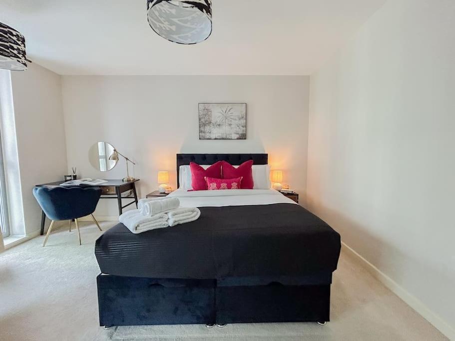 Ferienwohnung Stylish Urban Sanctuary With Parking London Exterior foto