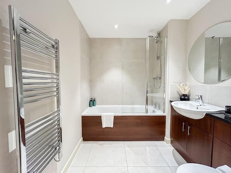 Ferienwohnung Stylish Urban Sanctuary With Parking London Exterior foto