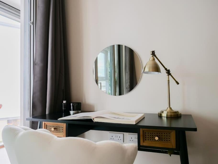 Ferienwohnung Stylish Urban Sanctuary With Parking London Exterior foto