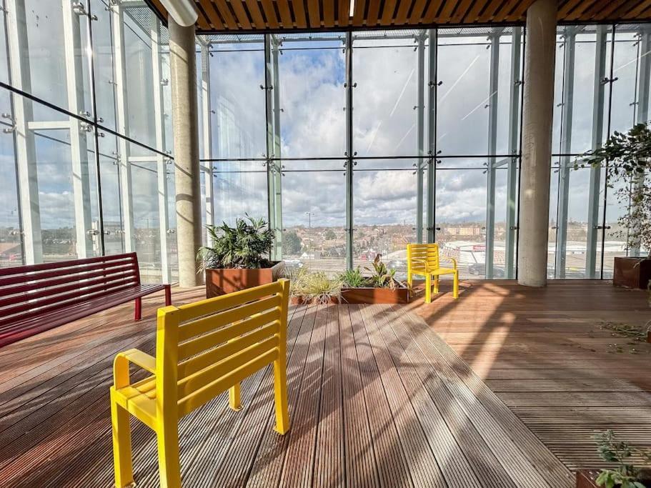 Ferienwohnung Stylish Urban Sanctuary With Parking London Exterior foto